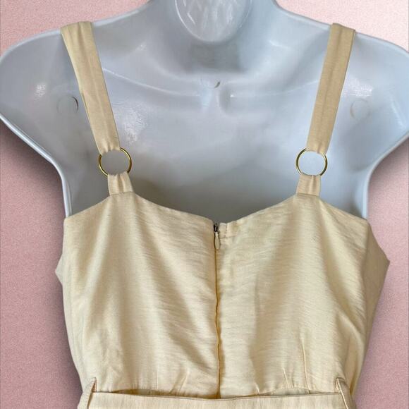 WISH Frida Sleeveless Crossover V Neck Belted Wide Leg Jumpsuit Size S Beige - Picture 9 of 16